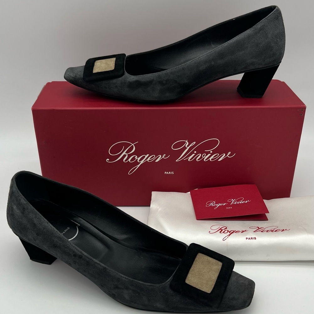 Authentic Roger Vivier suede leather pumps